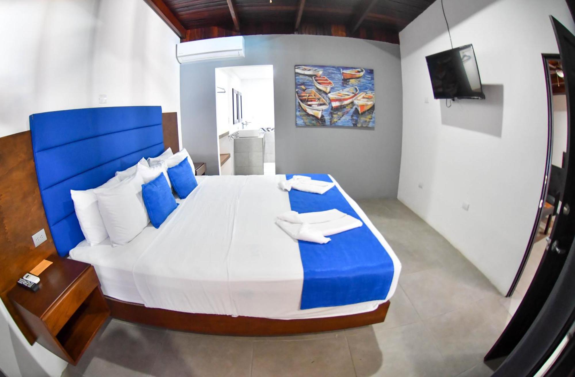 Republik Hotel, Bistro And Nightclub On Site Jacó Extérieur photo