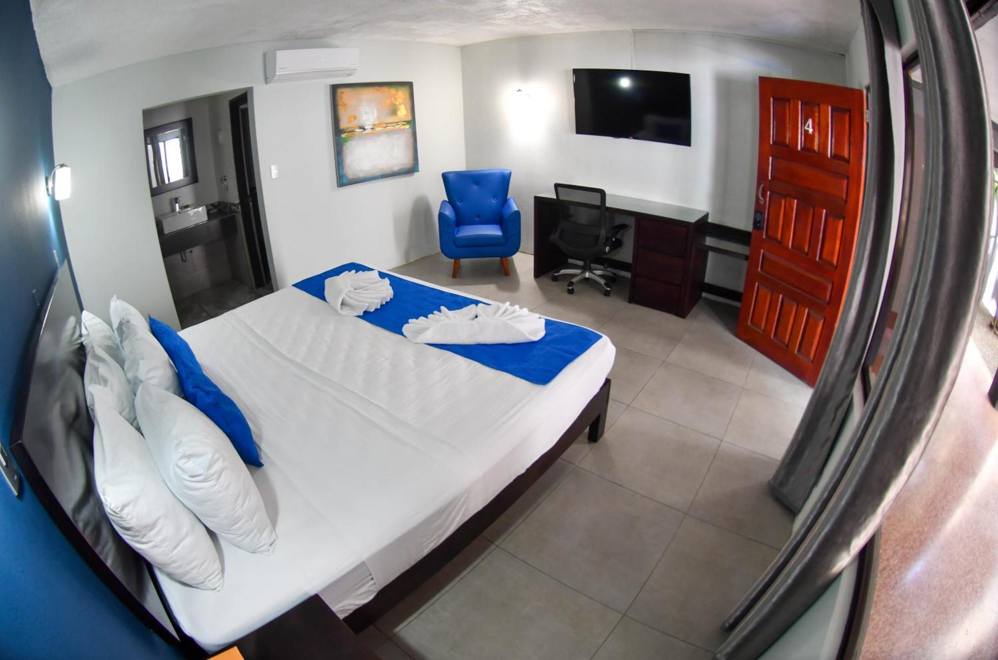 Republik Hotel, Bistro And Nightclub On Site Jacó Extérieur photo