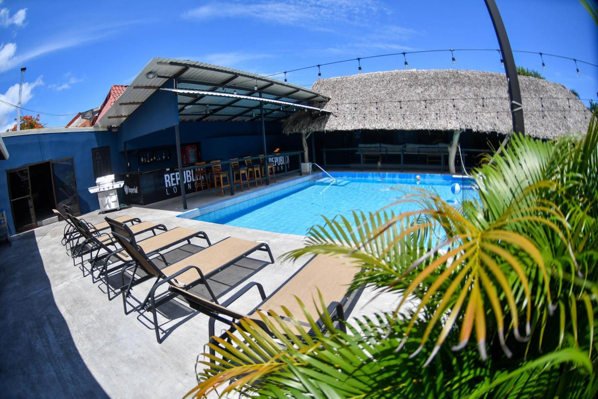 Republik Hotel, Bistro And Nightclub On Site Jacó Extérieur photo